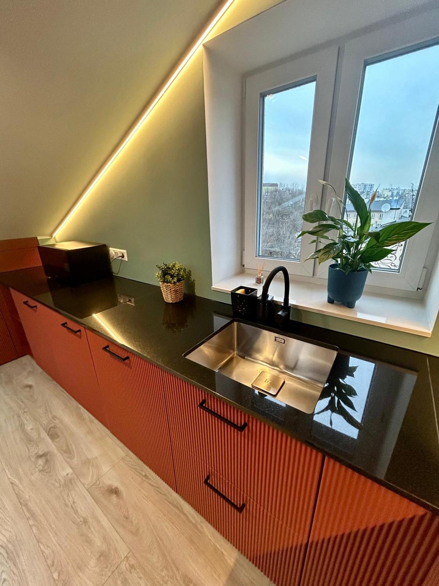 Apartment Targowa L15 *